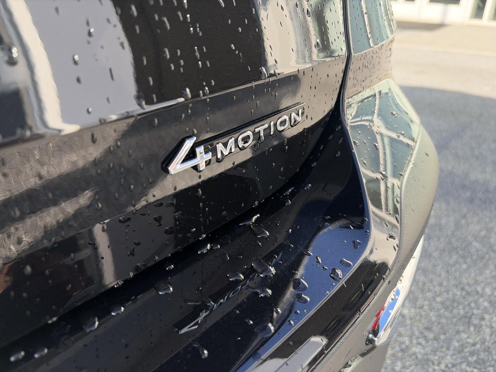 2026 Volkswagen Taos SE 4MOTION