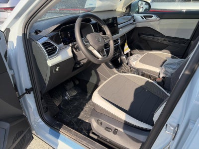 2026 Volkswagen Taos SE 4MOTION