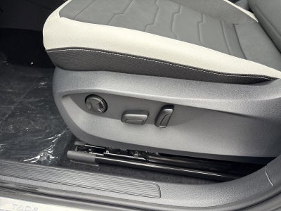 2026 Volkswagen Taos SE 4MOTION