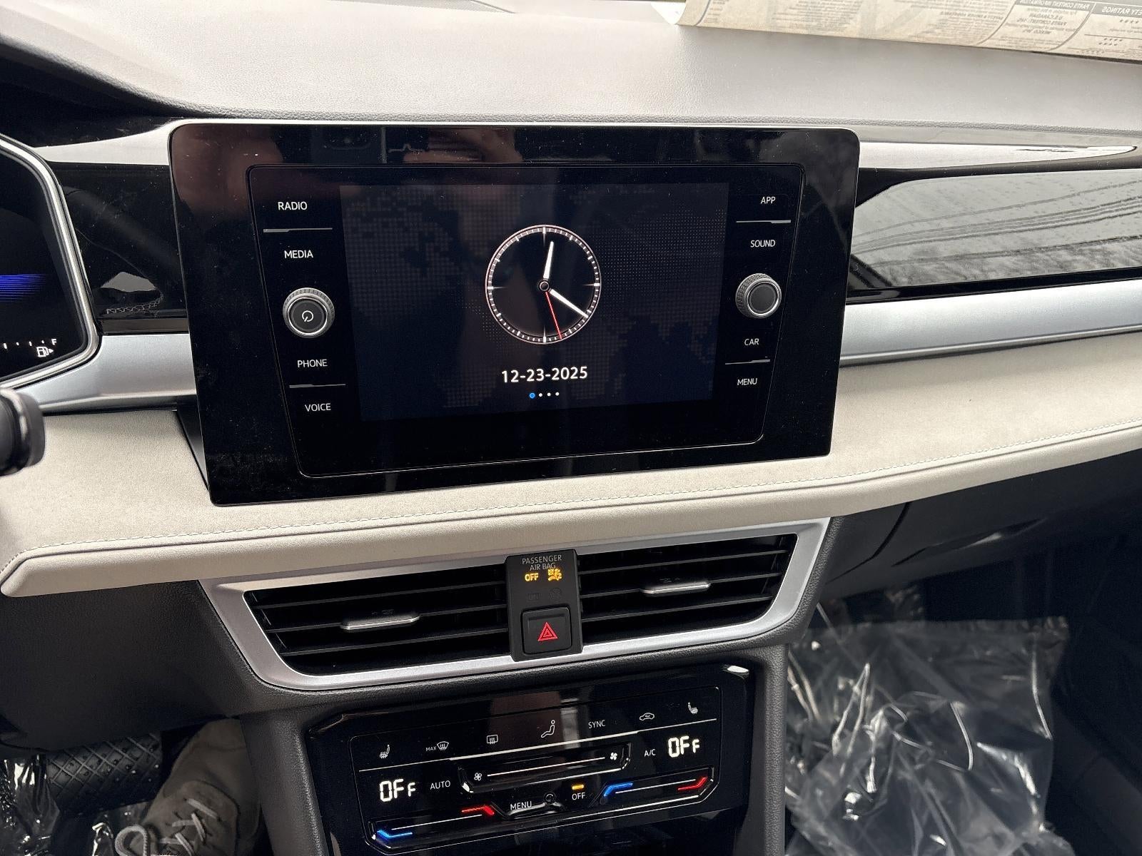 2026 Volkswagen Taos SE 4MOTION