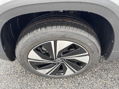 2026 Volkswagen Taos SE 4MOTION