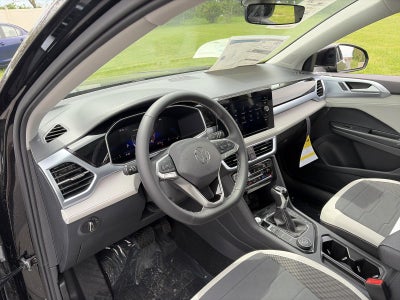 2026 Volkswagen Taos SE 4MOTION