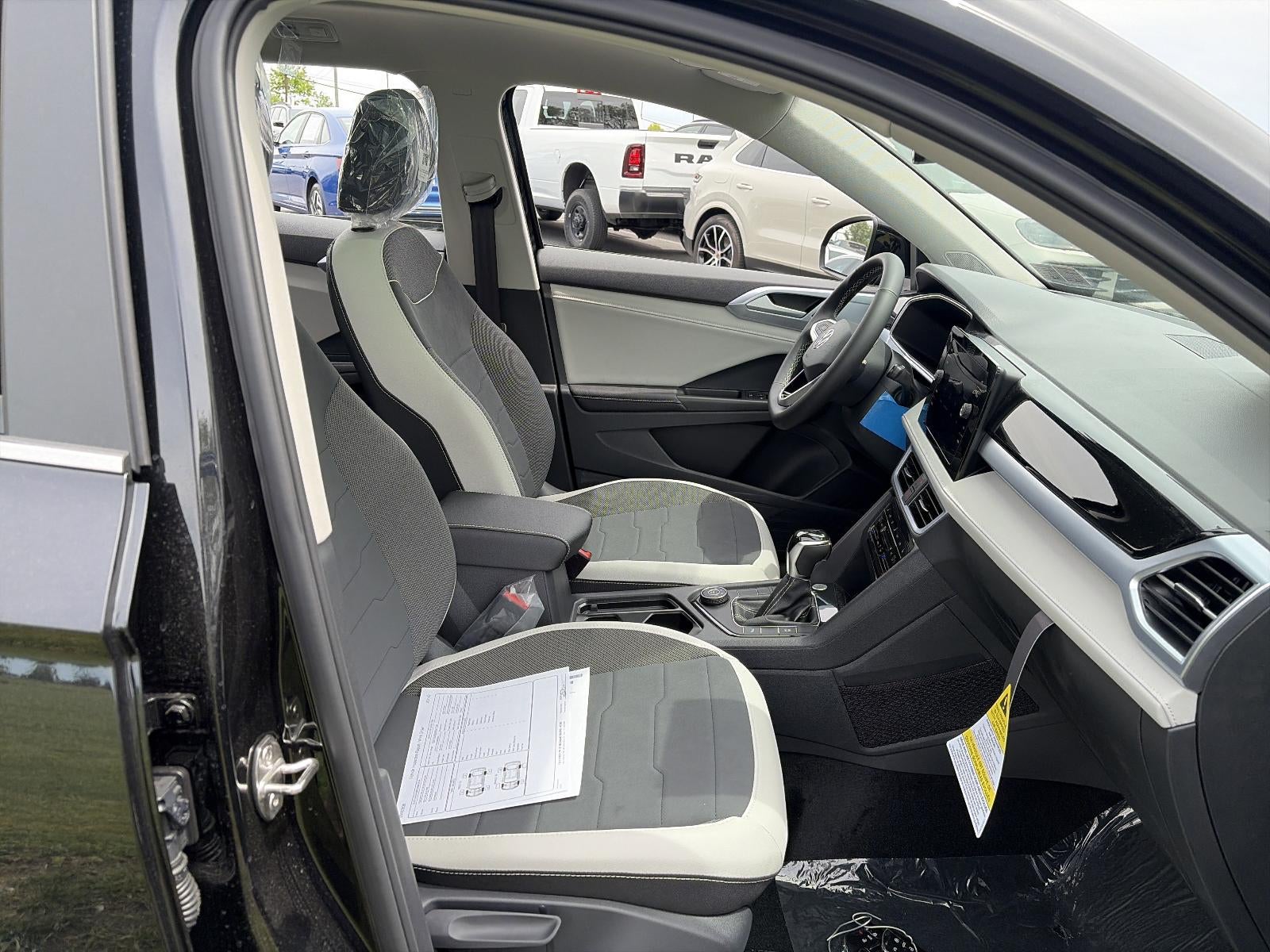 2026 Volkswagen Taos SE 4MOTION
