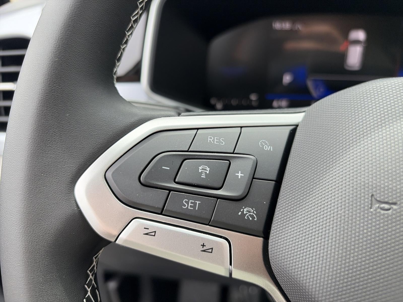 2026 Volkswagen Taos SE 4MOTION