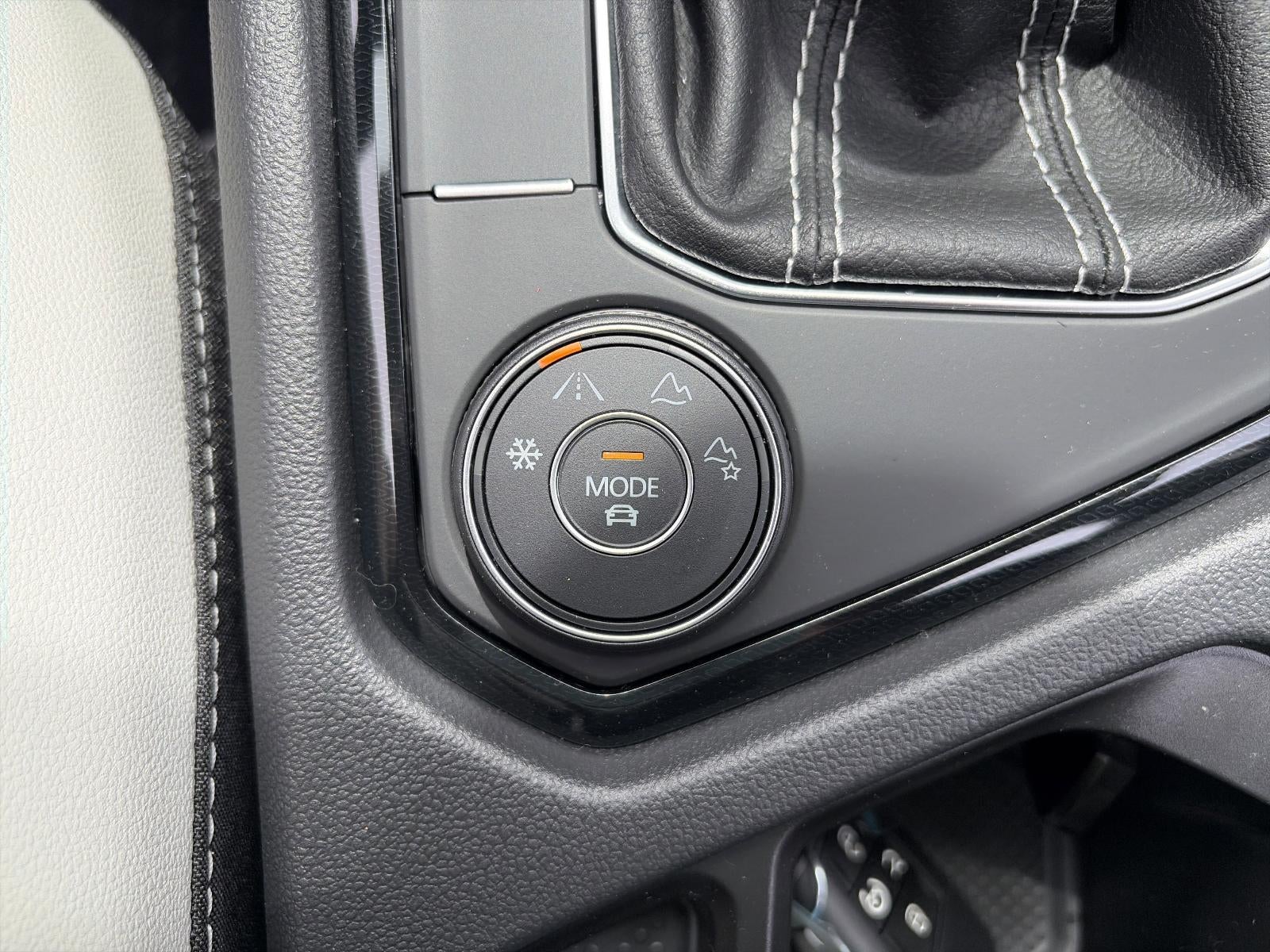 2026 Volkswagen Taos SE 4MOTION