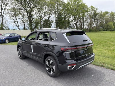 2026 Volkswagen Taos SE 4MOTION