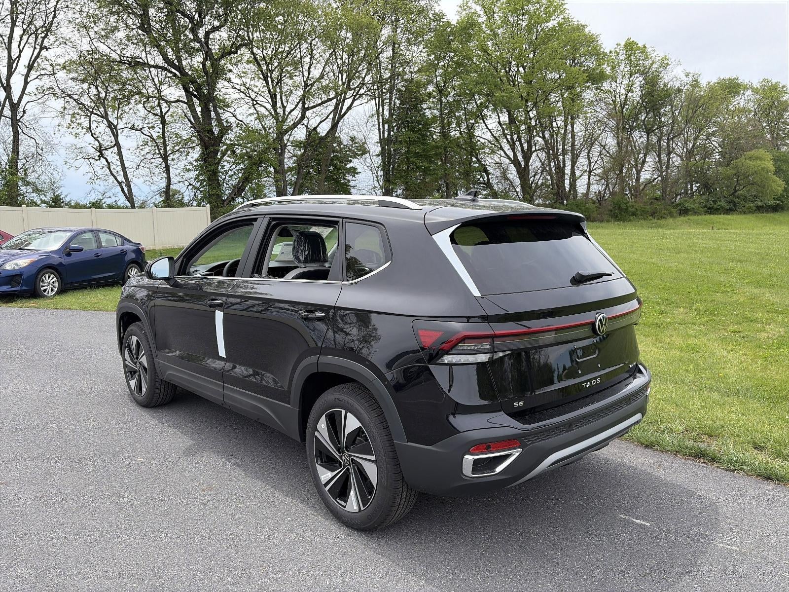 2026 Volkswagen Taos SE 4MOTION