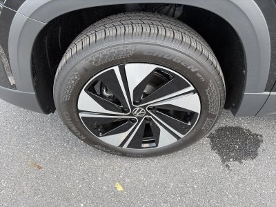 2026 Volkswagen Taos SE 4MOTION