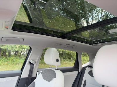 2026 Volkswagen Taos SE 4MOTION