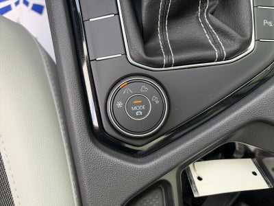 2026 Volkswagen Taos SE 4MOTION