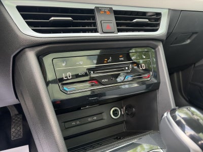 2026 Volkswagen Taos SE 4MOTION