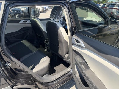 2026 Volkswagen Taos SE 4MOTION