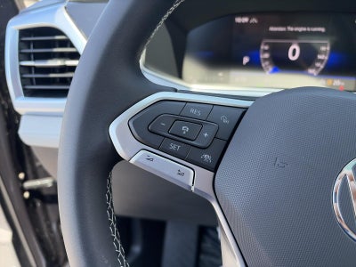 2026 Volkswagen Taos SE 4MOTION