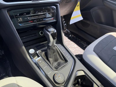 2026 Volkswagen Taos SE 4MOTION