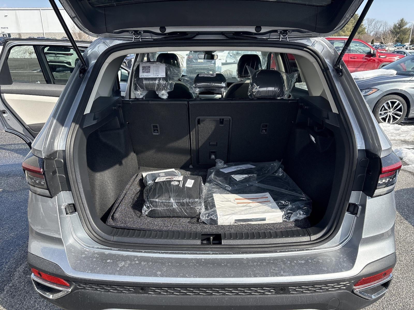 2026 Volkswagen Taos SE 4MOTION