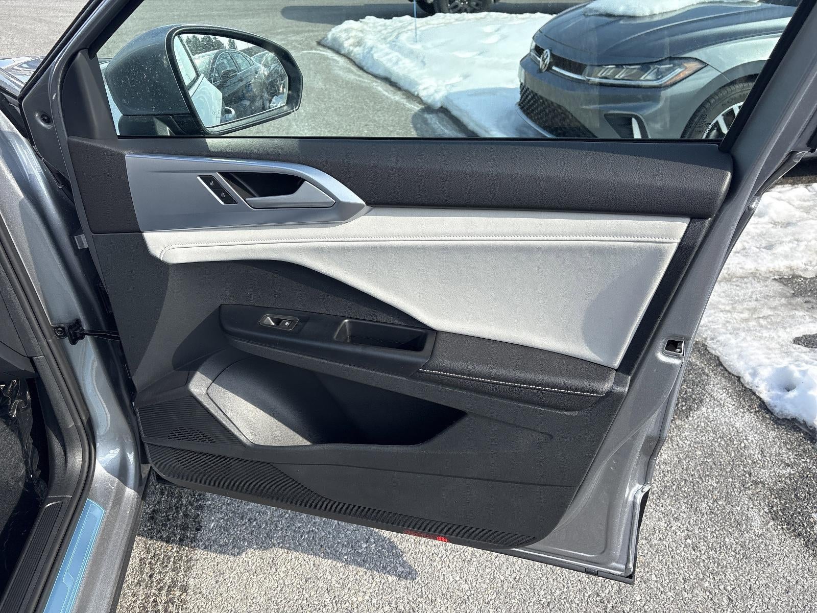 2026 Volkswagen Taos SE 4MOTION