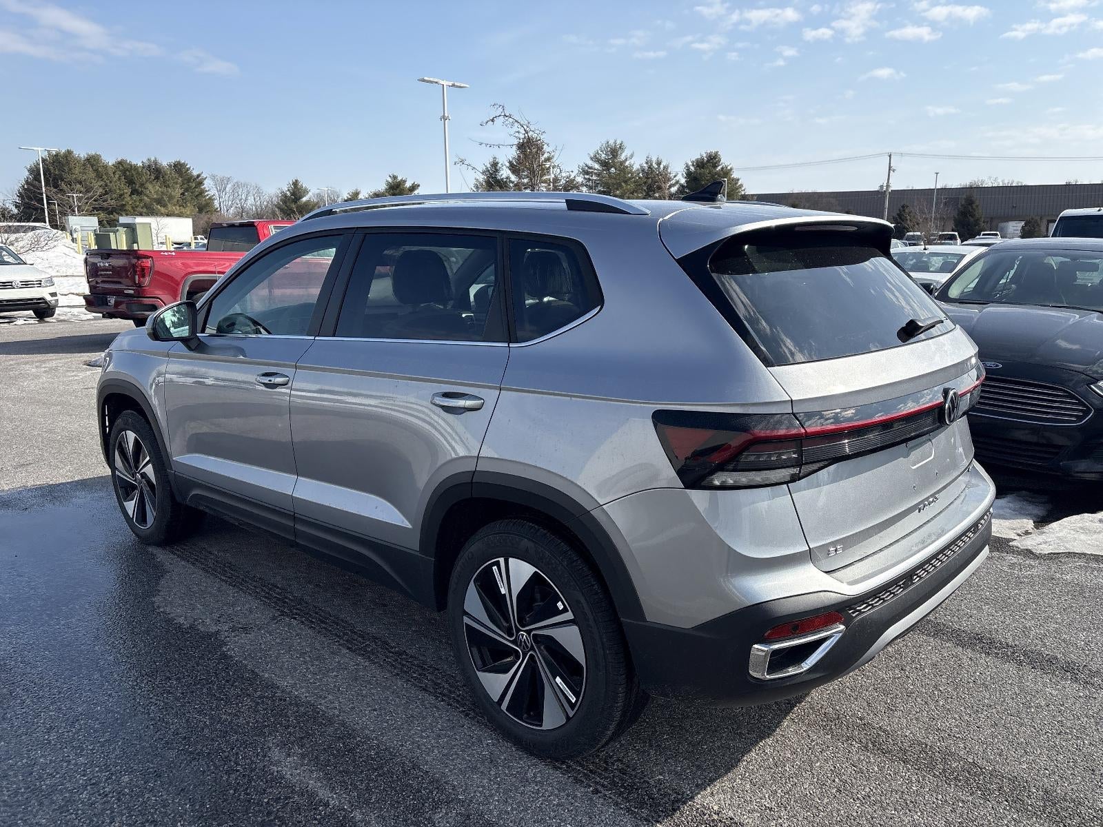 2026 Volkswagen Taos SE 4MOTION