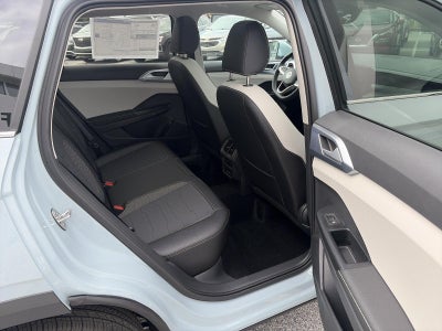 2027 Volkswagen Taos SE 4MOTION