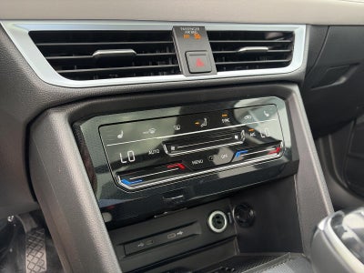 2027 Volkswagen Taos SE 4MOTION