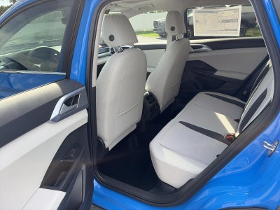2027 Volkswagen Taos SE 4MOTION