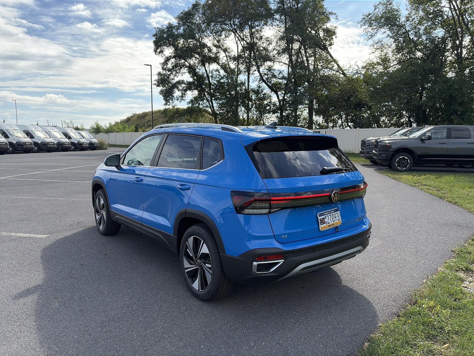 2027 Volkswagen Taos SE 4MOTION