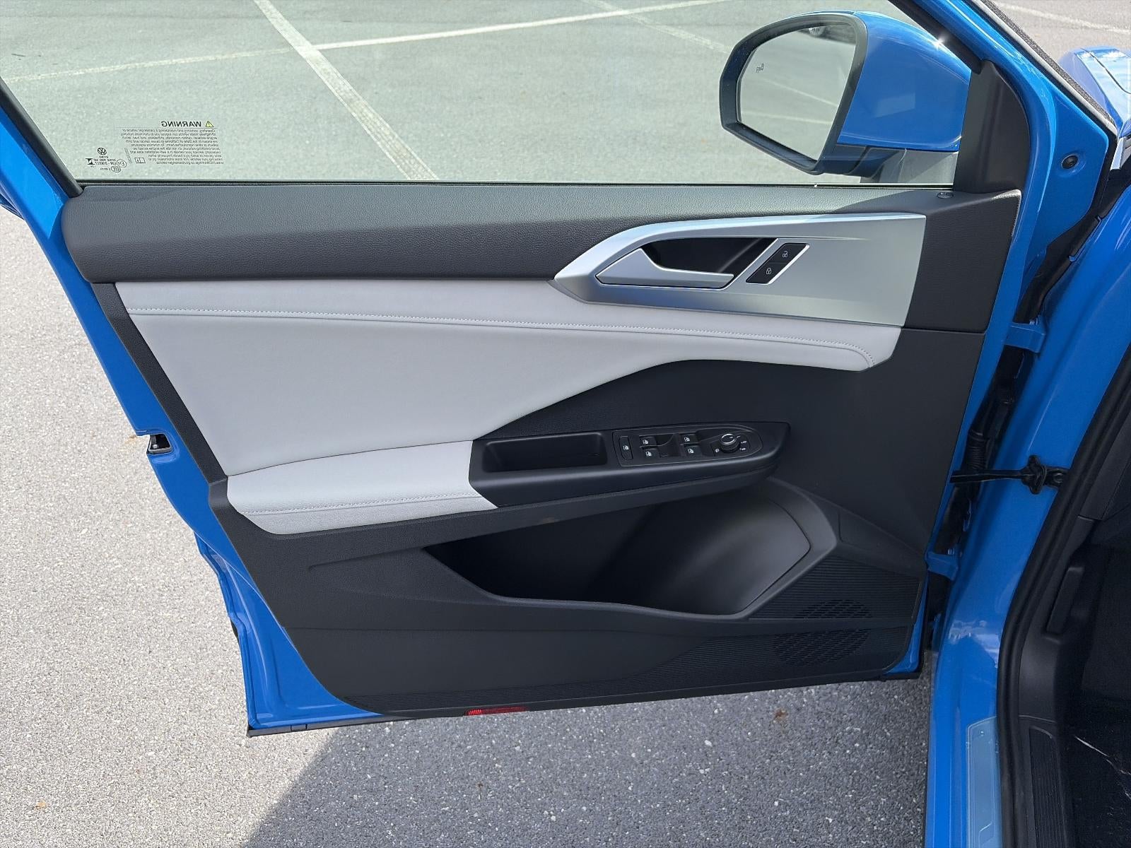 2027 Volkswagen Taos SE 4MOTION