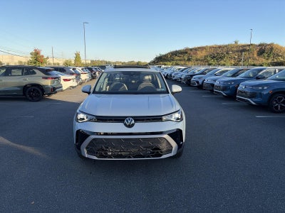 2027 Volkswagen Taos SE 4MOTION