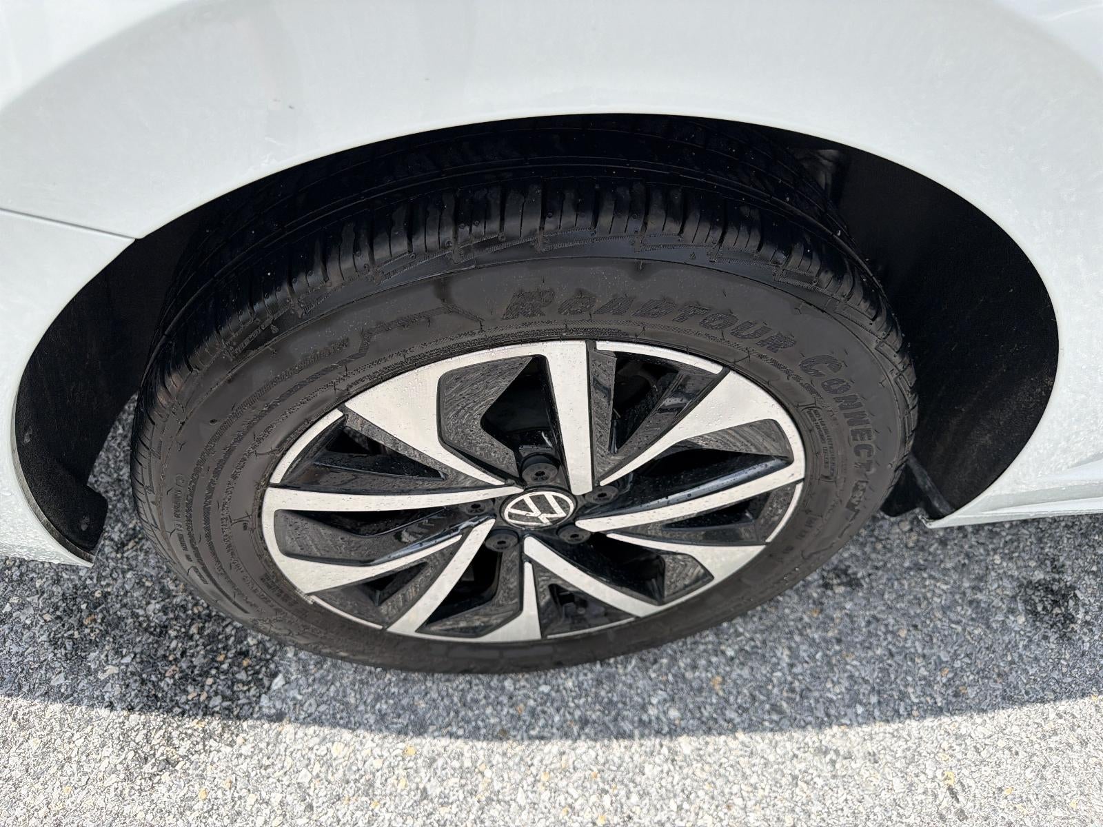 2024 Volkswagen Jetta S Auto