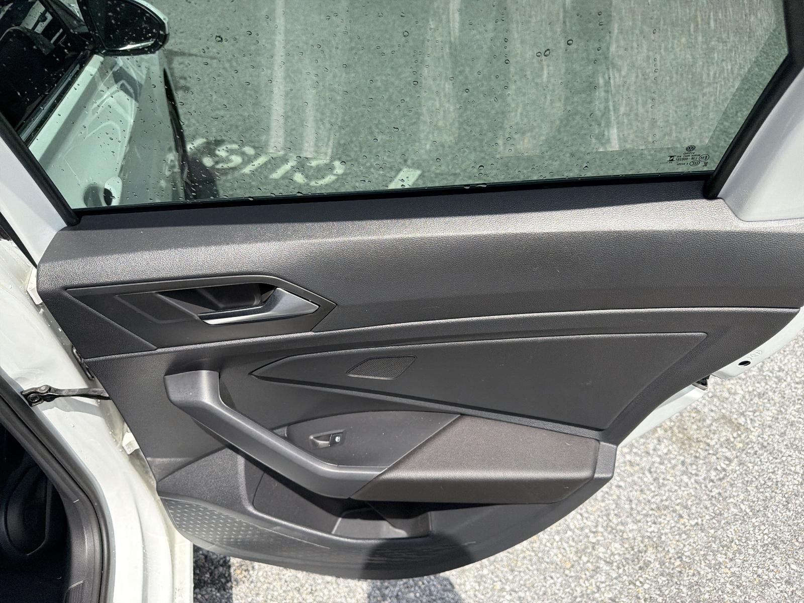 2024 Volkswagen Jetta S Auto