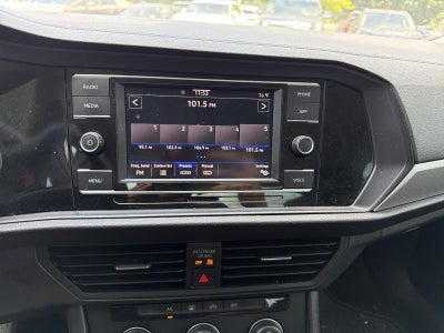 2024 Volkswagen Jetta S Auto