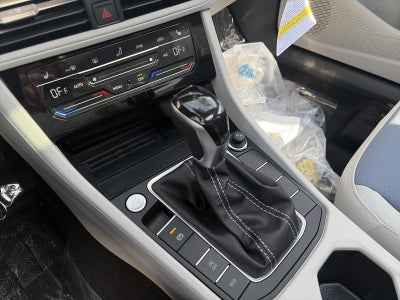 2026 Volkswagen Jetta SE Auto