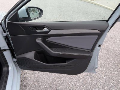 2026 Volkswagen Jetta SE Auto