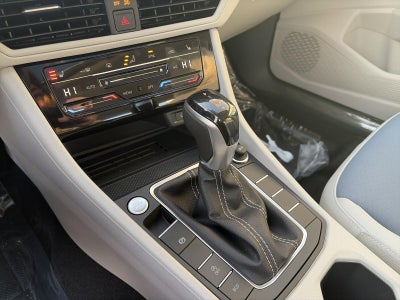 2026 Volkswagen Jetta SE Auto