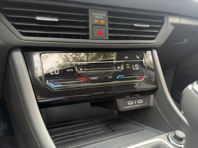 2027 Volkswagen Jetta SE Sedan