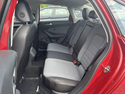 2025 Volkswagen Jetta SE Auto