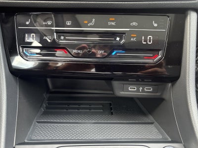 2025 Volkswagen Jetta SE Auto