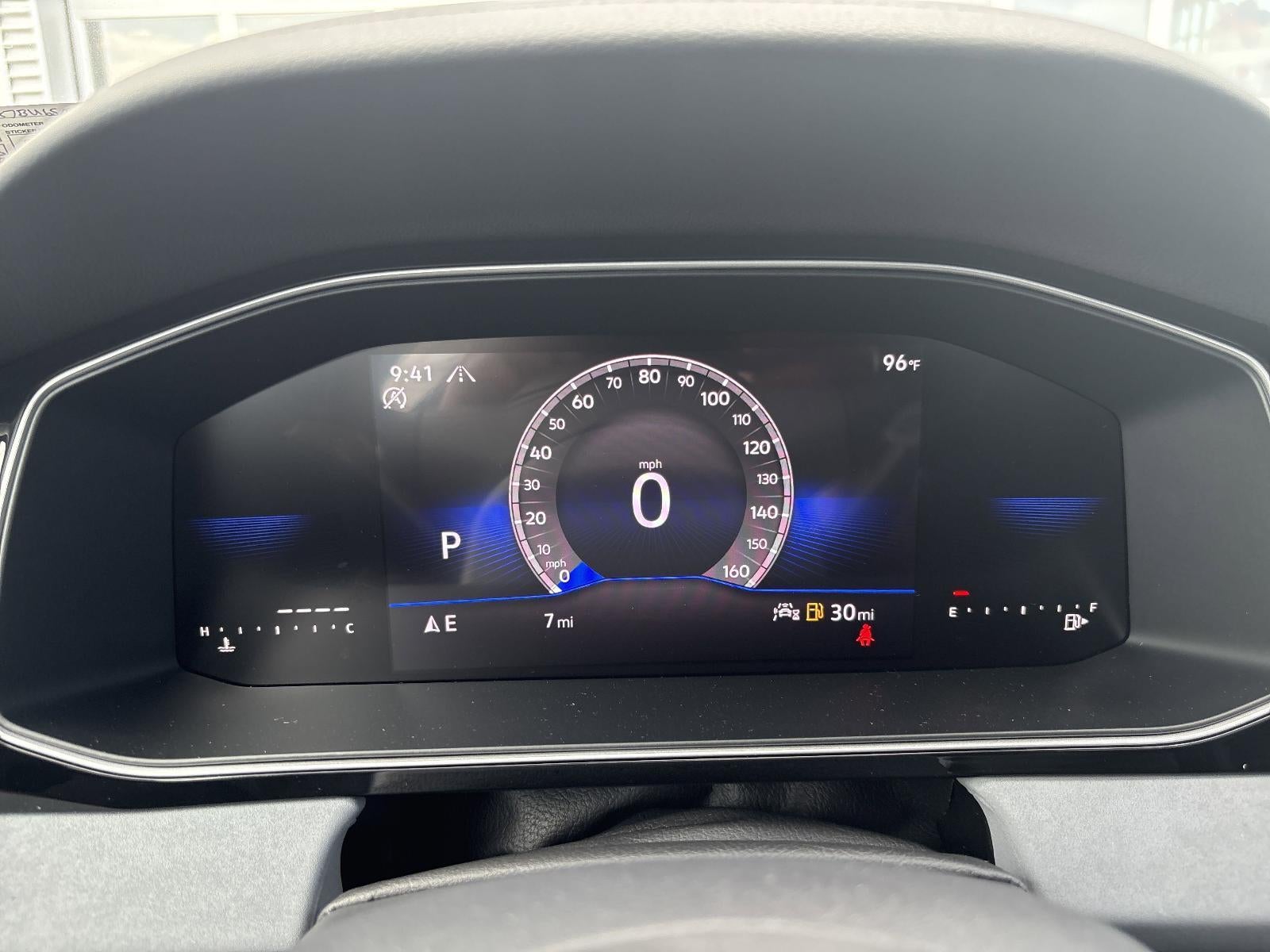 2025 Volkswagen Jetta SE Auto