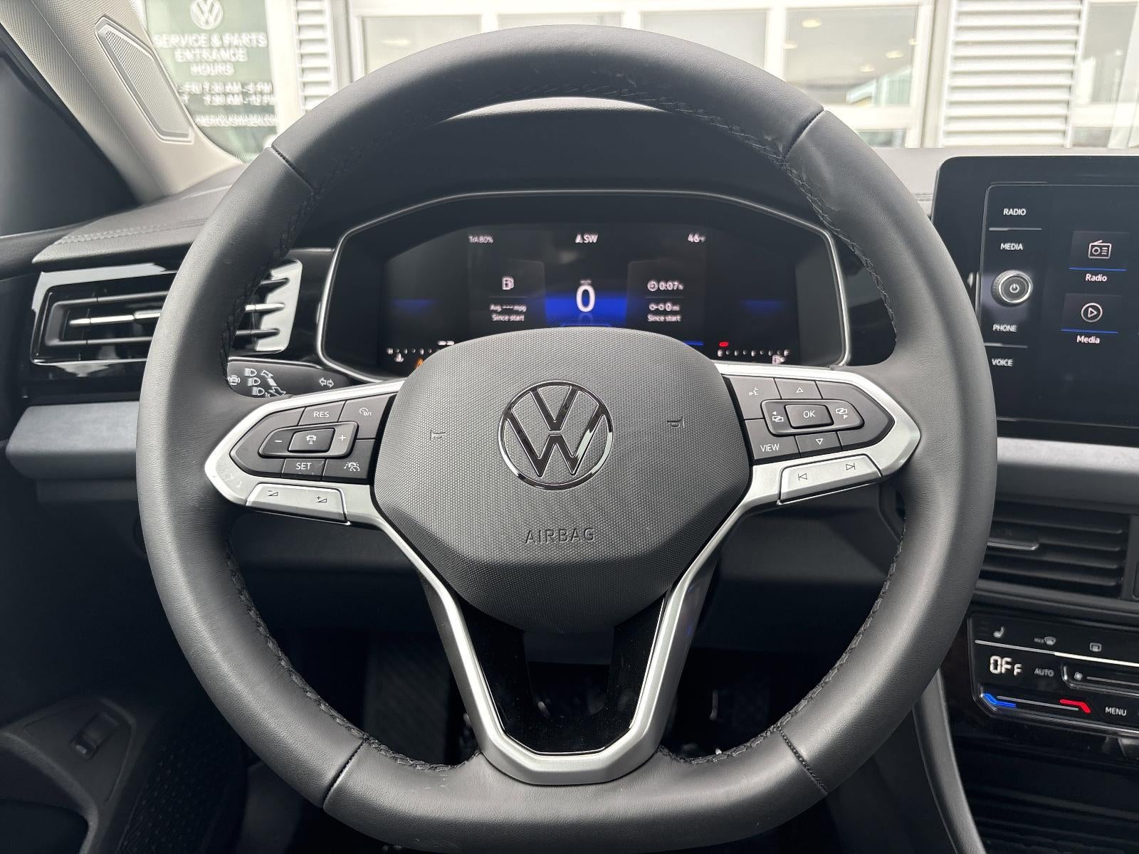 2025 Volkswagen Jetta SE Auto
