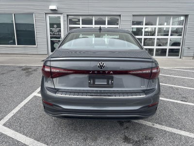 2025 Volkswagen Jetta SE Auto