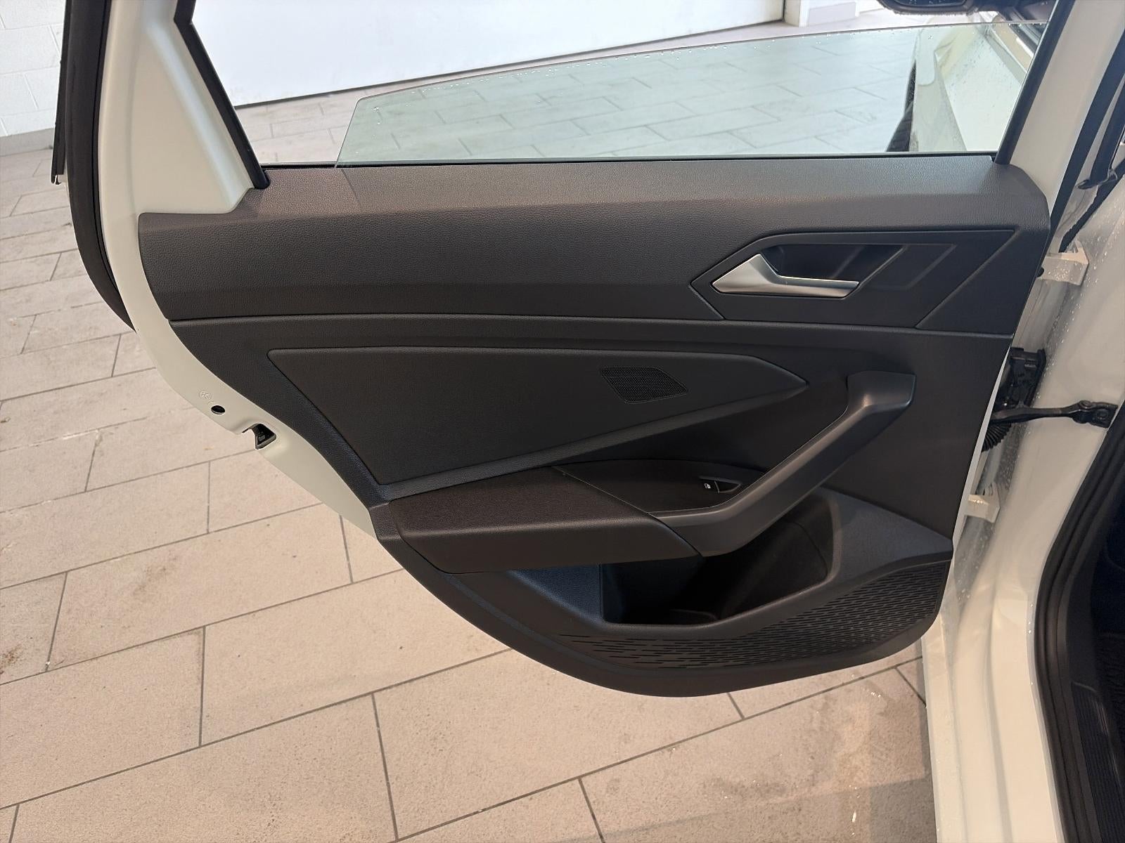 2024 Volkswagen Jetta Sport Auto