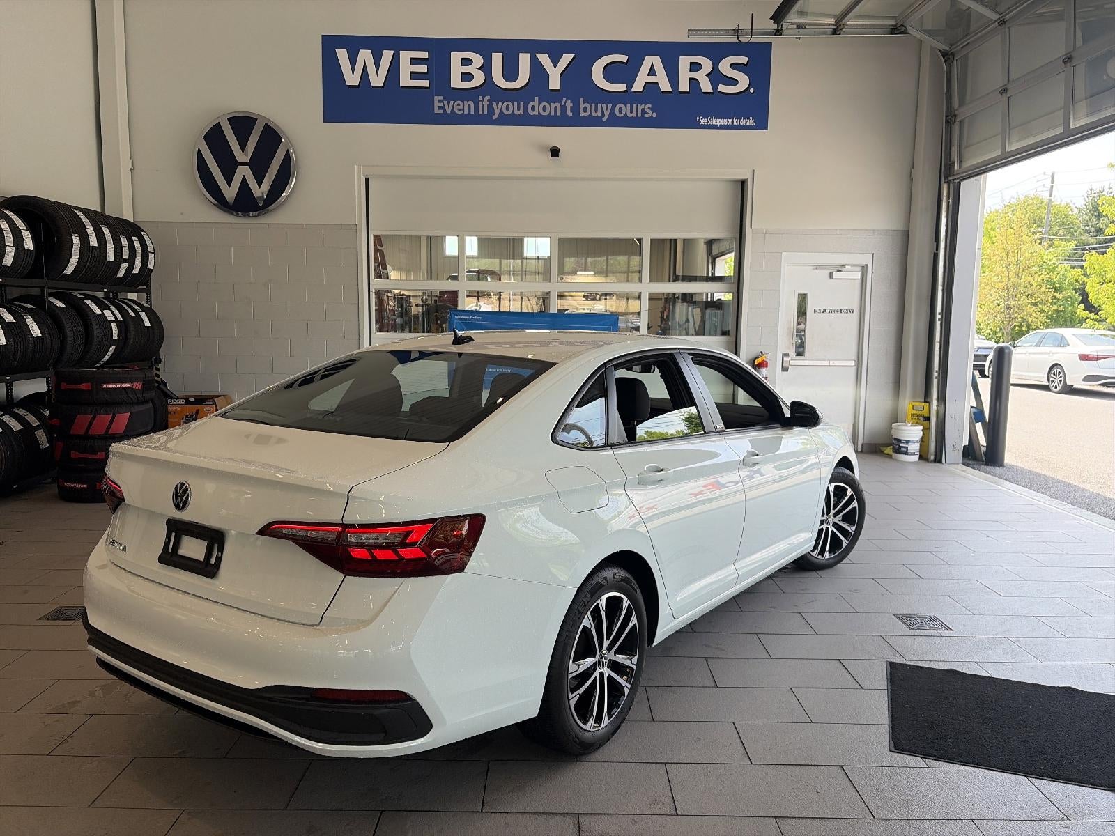 2024 Volkswagen Jetta Sport Auto