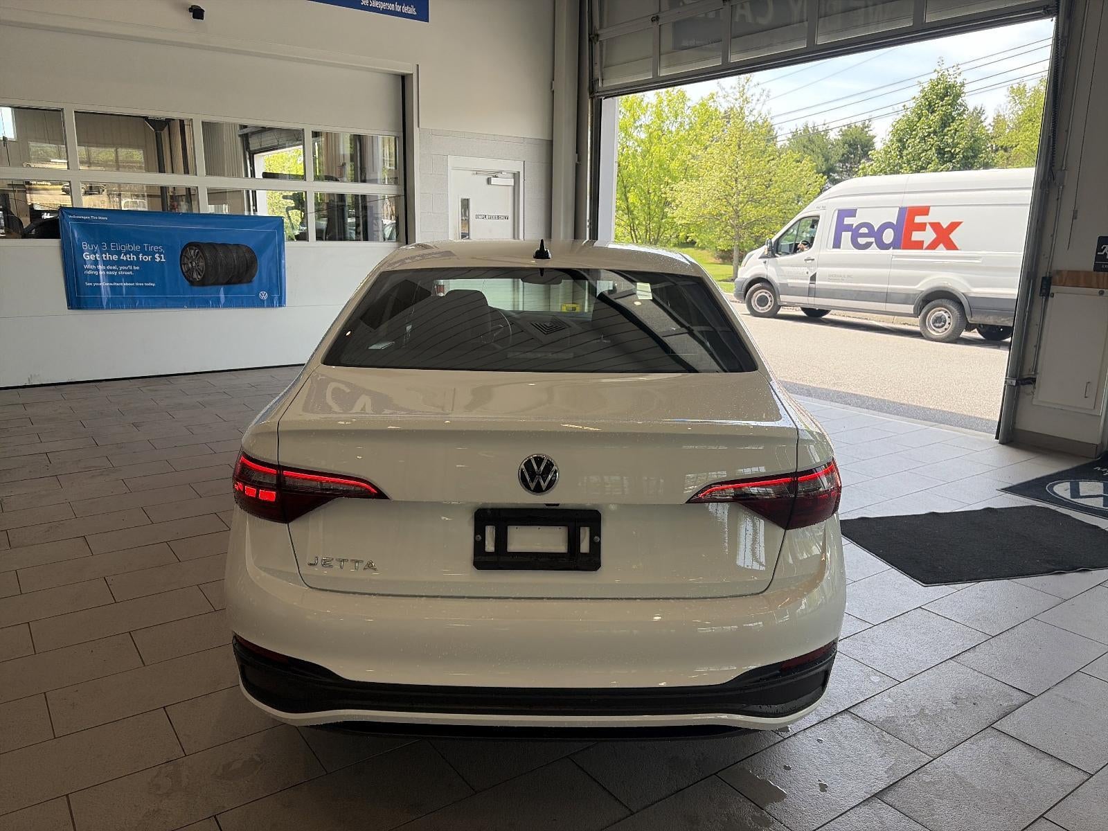 2024 Volkswagen Jetta Sport Auto