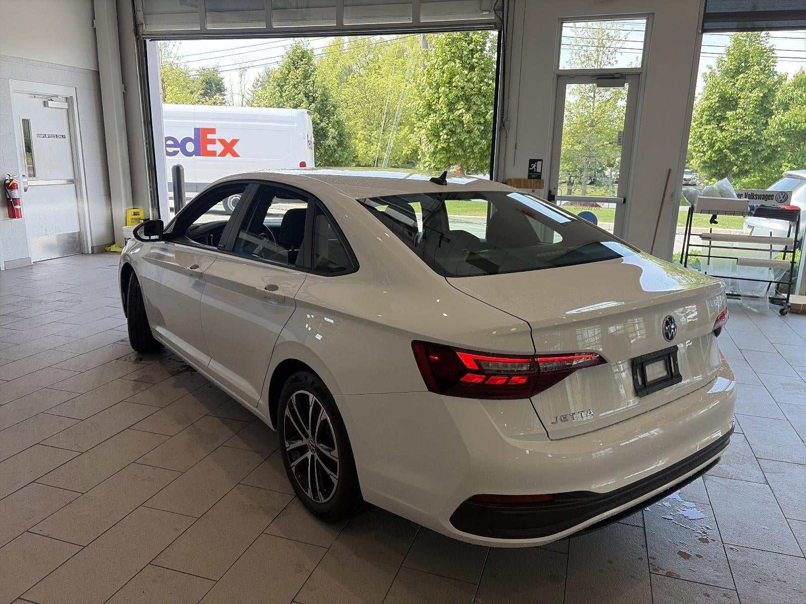 2024 Volkswagen Jetta Sport Auto