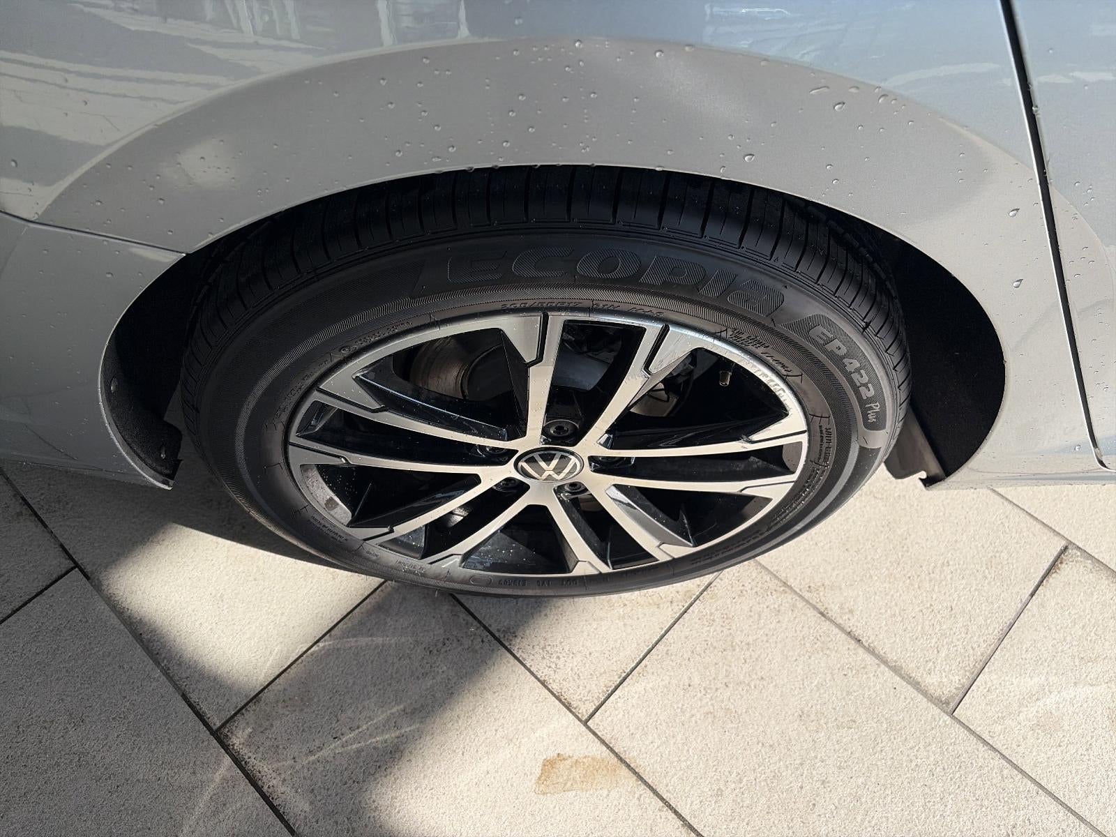 2023 Volkswagen Jetta Sport Auto