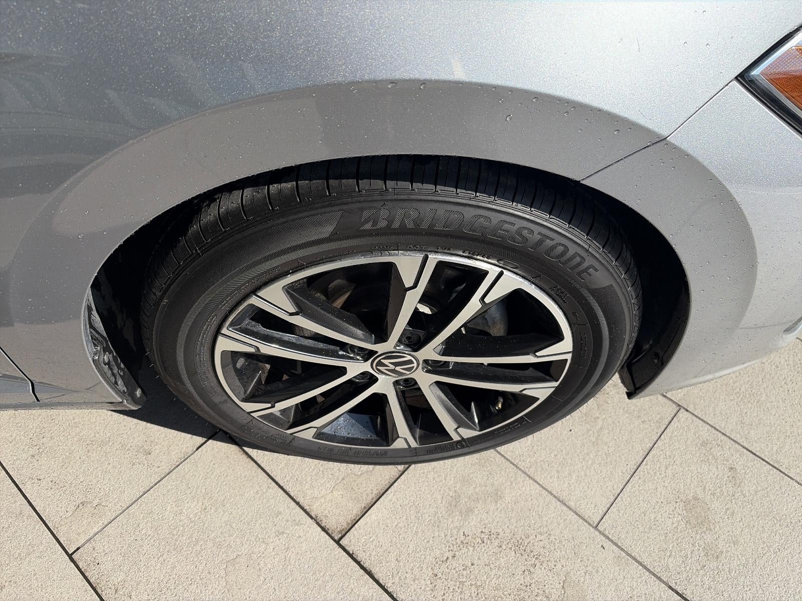 2023 Volkswagen Jetta Sport Auto