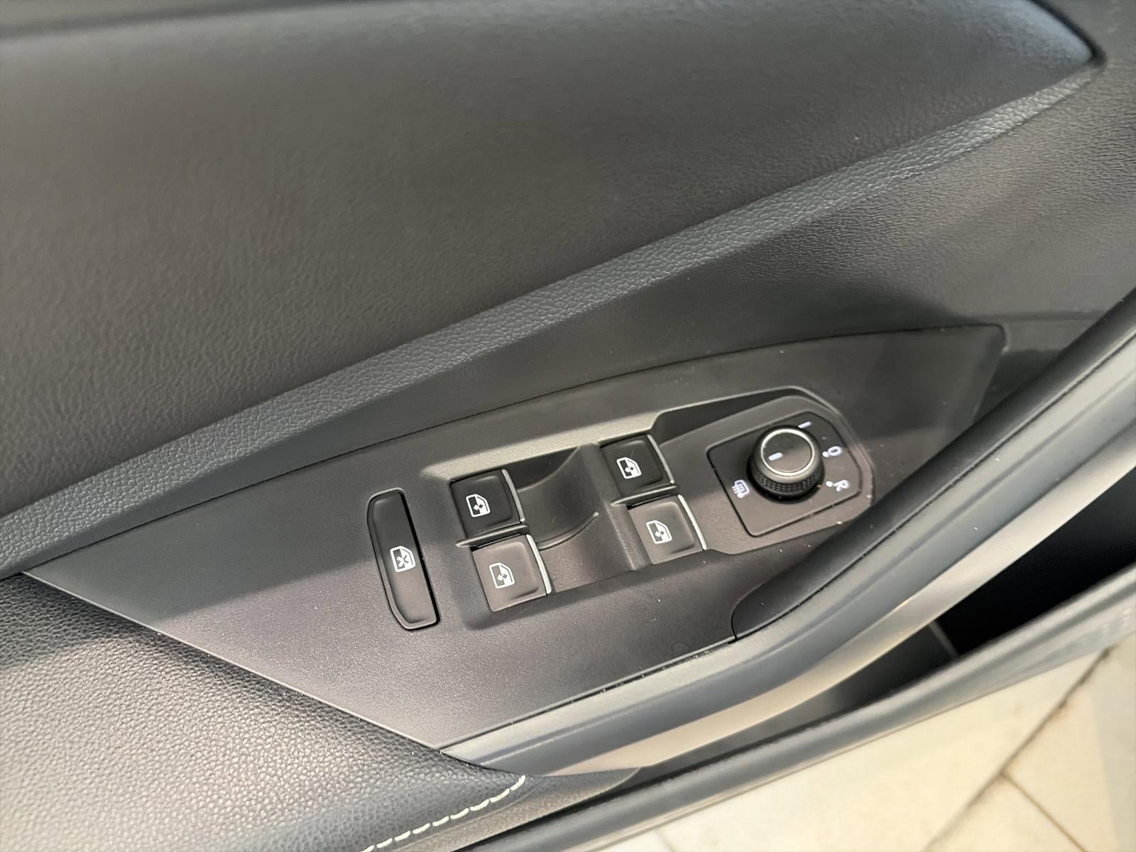 2023 Volkswagen Jetta Sport Auto