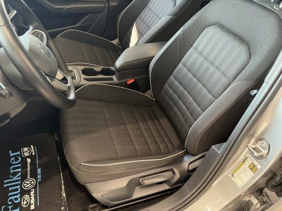 2023 Volkswagen Jetta Sport Auto