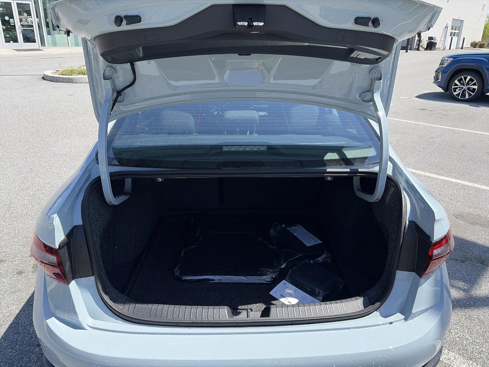 2026 Volkswagen Jetta Sport Auto