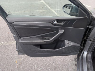 2024 Volkswagen Jetta SE Auto