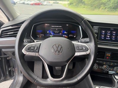 2024 Volkswagen Jetta SE Auto